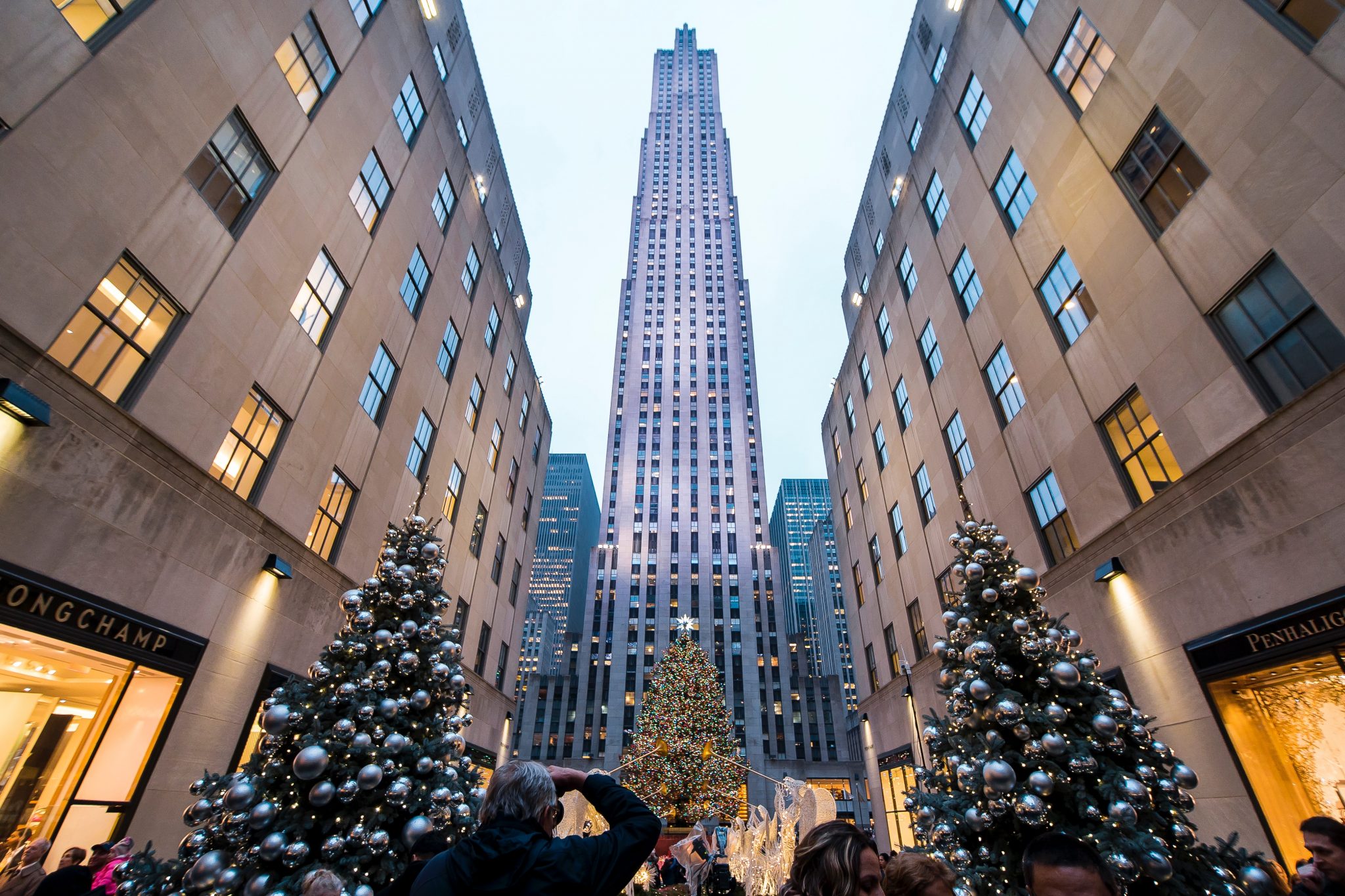 The Ultimate PopUp Wedding Christmas in New York Pop The Knot
